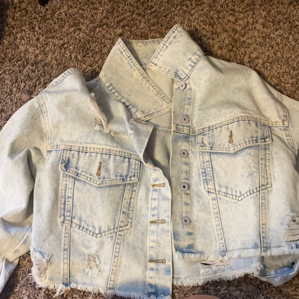 Shein cropped jean jacket size small/medium